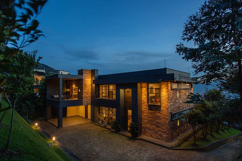 Property, Cromwells, Estate Agents, Surrey, Valuations, Buy, Sell, Cheam,
